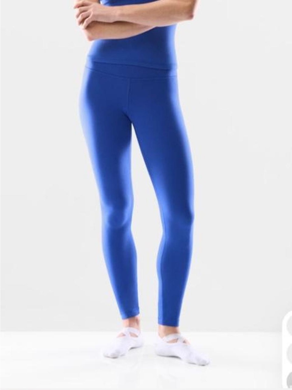 aritzia butter cheeky leggings 26” jazz blue